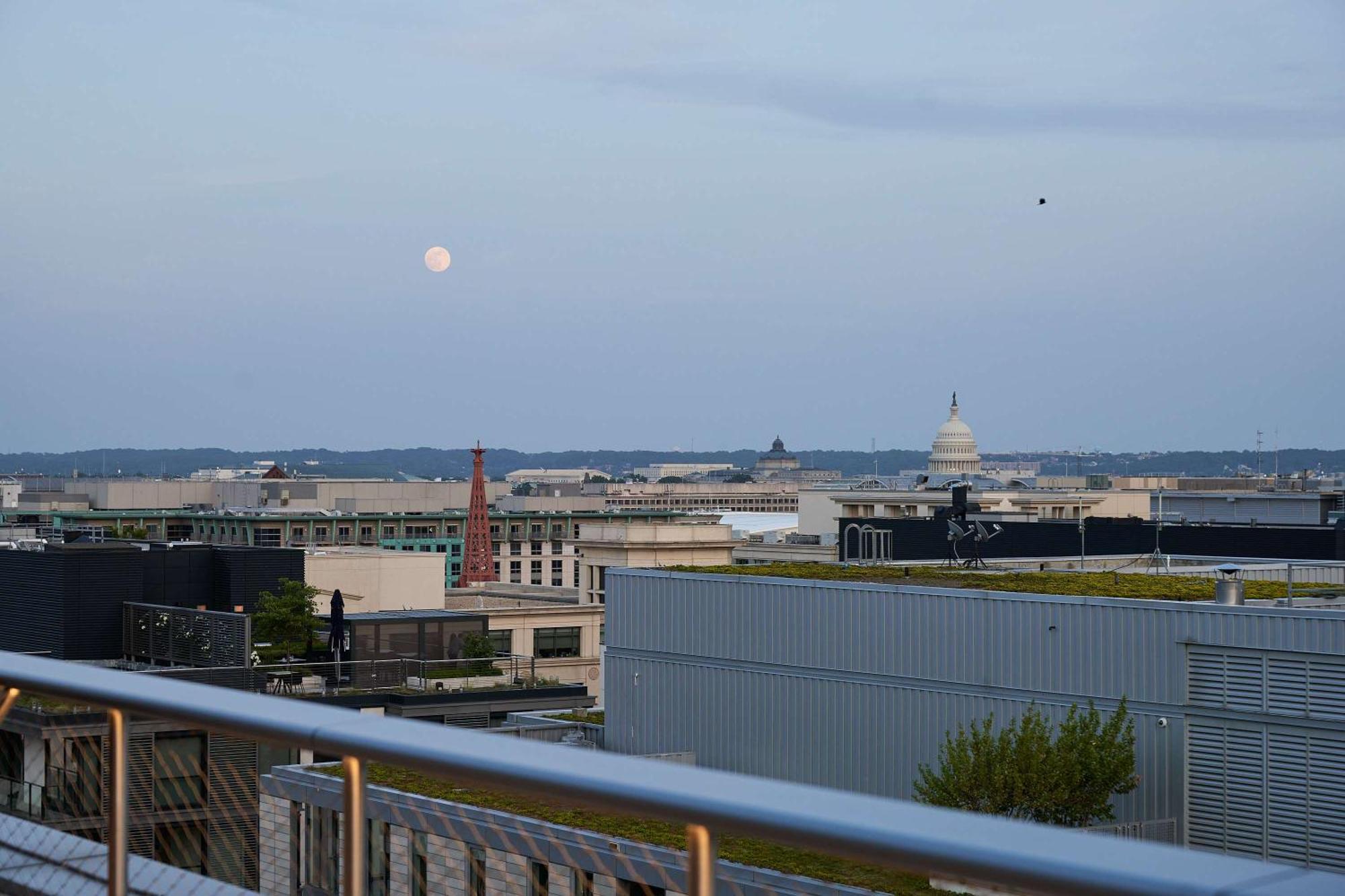 Conrad Washington Dc Hotel Exterior photo